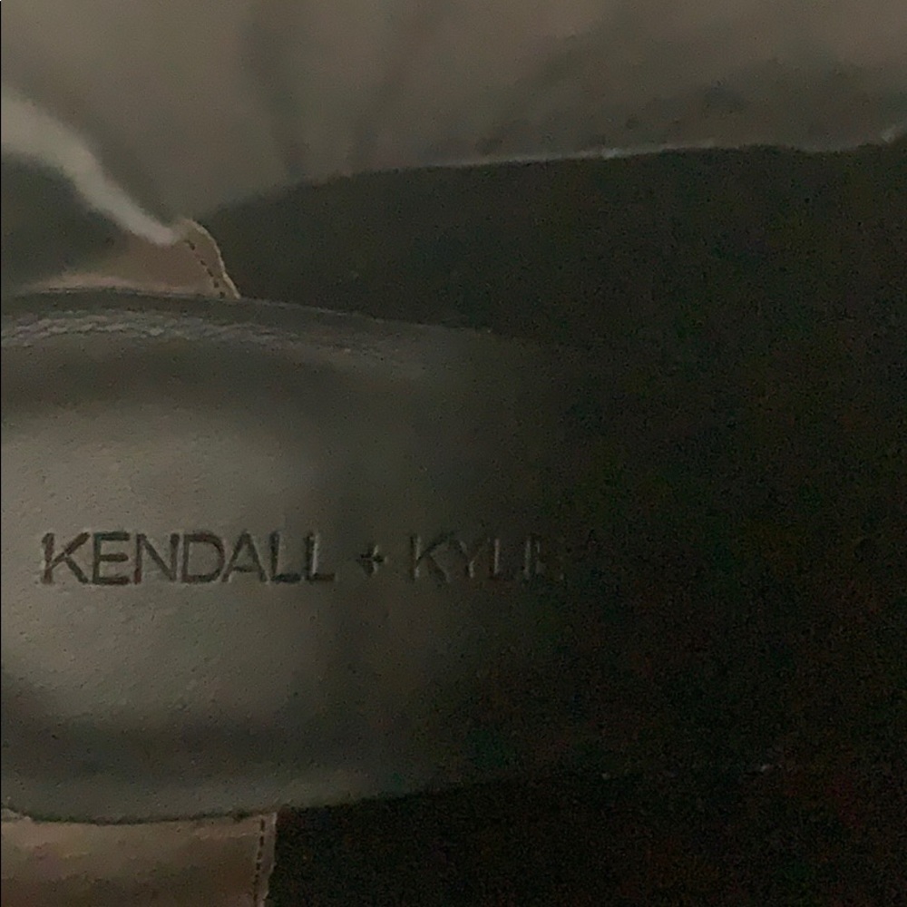 Kendall + Kylie leopard booties - Picture 7 of 7